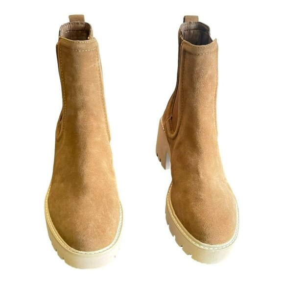 Dolce Vita Suede Sz 8.5 Lug Boots Almond Toe and Gore Side Pull On Panels - Picture 2 of 7